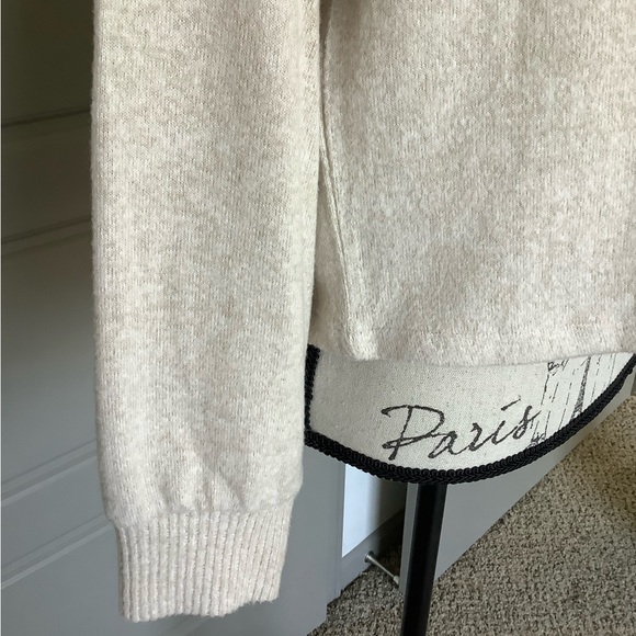 ⭐️ H&M Cropped Top ⭐️ - Picture 9 of 9